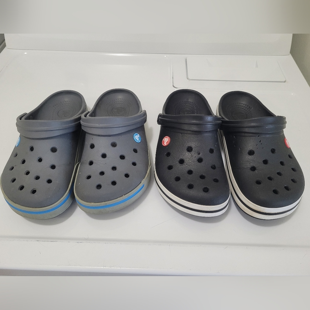 2 Pairs - Crocs Classic Unisex Adult Mens/Womens Gray & Black